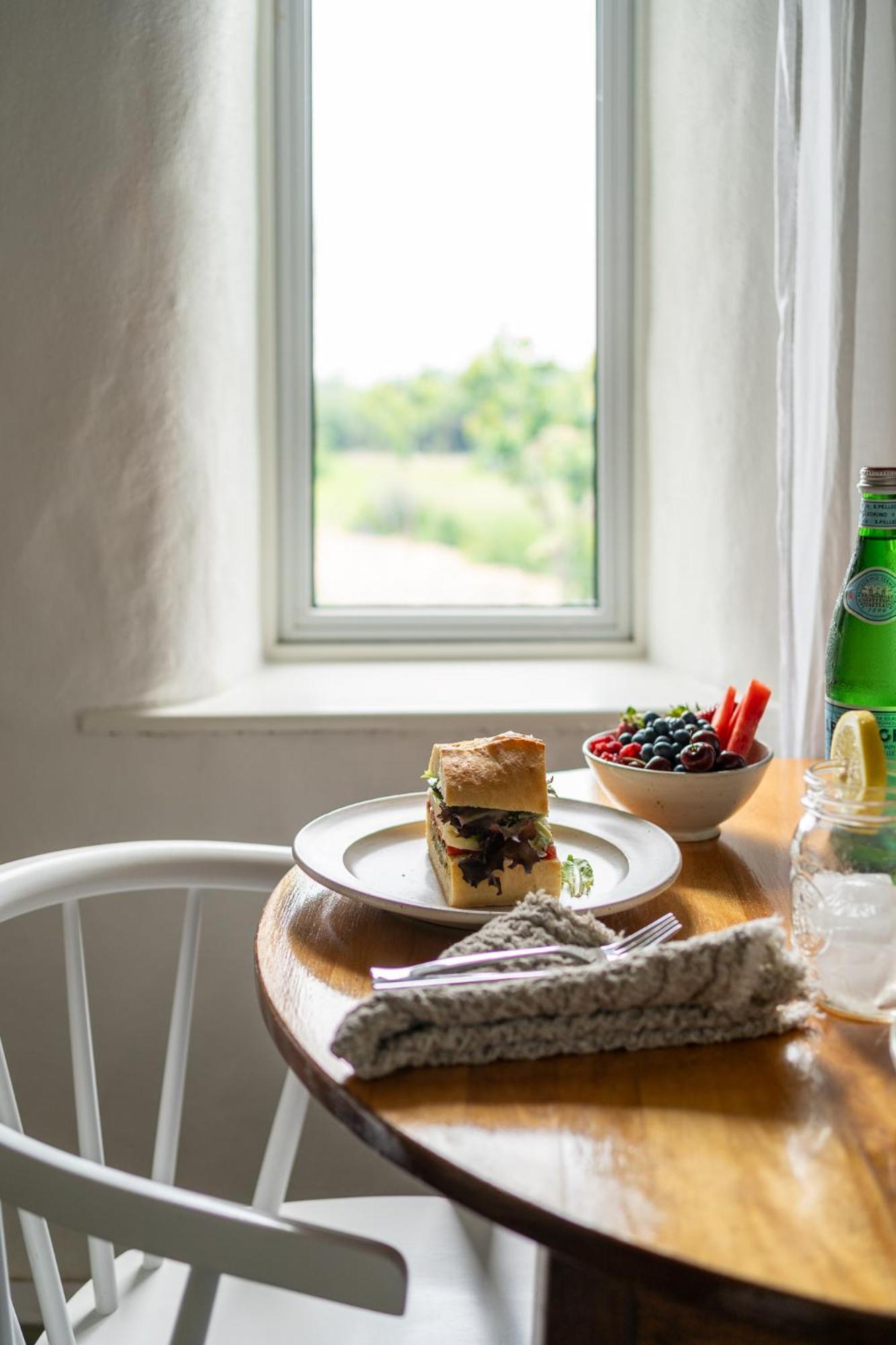 Owl'S Nest Suites Carrying Place Zewnętrze zdjęcie